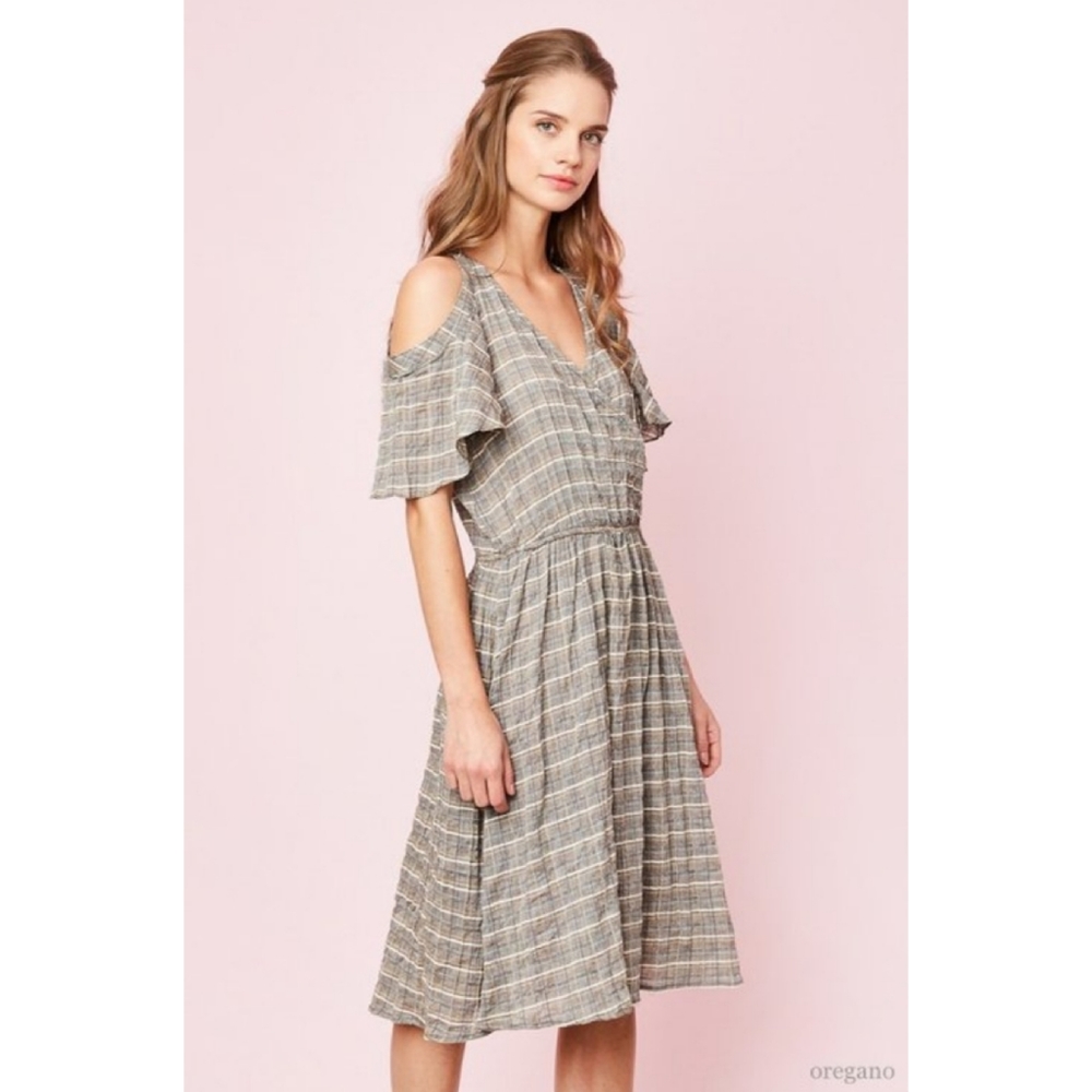 Cottagecore Cold Shoulder Midi Dress - Picture 1 of 8
